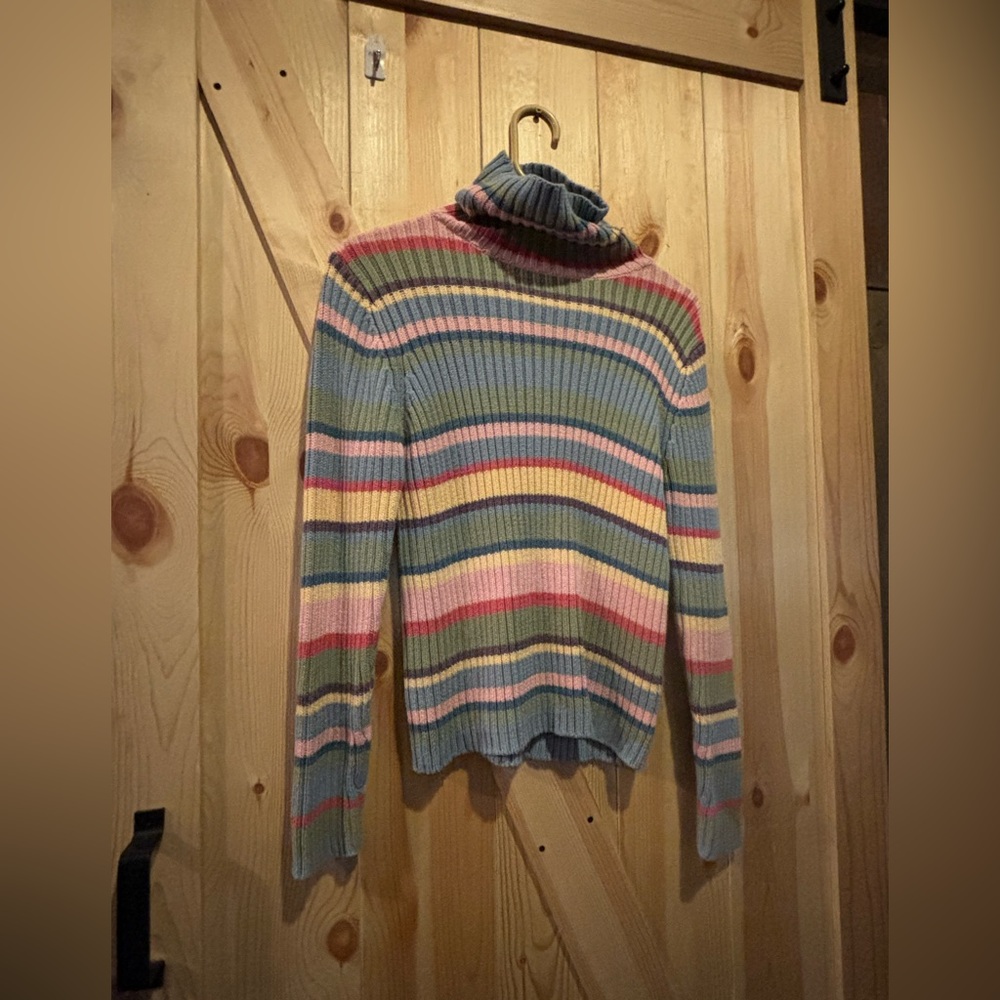 Christopher Banks medium rainbow turtleneck sweater